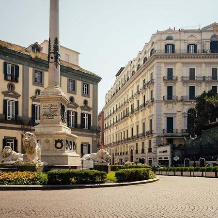 La Dimora Di Chiaia Appartement Napels Buitenkant foto